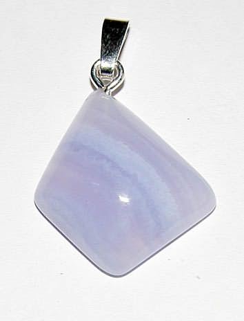 Chalcedon-Anhänger, Cabochon