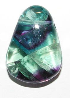 Regenbogenfluorit-Trommelstein, gebohrt
