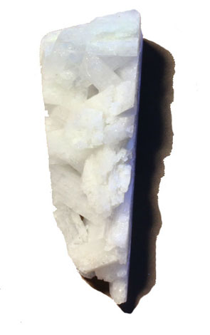 Natrolith-Kristall, gebohrt