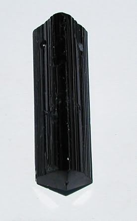 schwarzer Turmalin-Kristall, Schörl, gebohrt